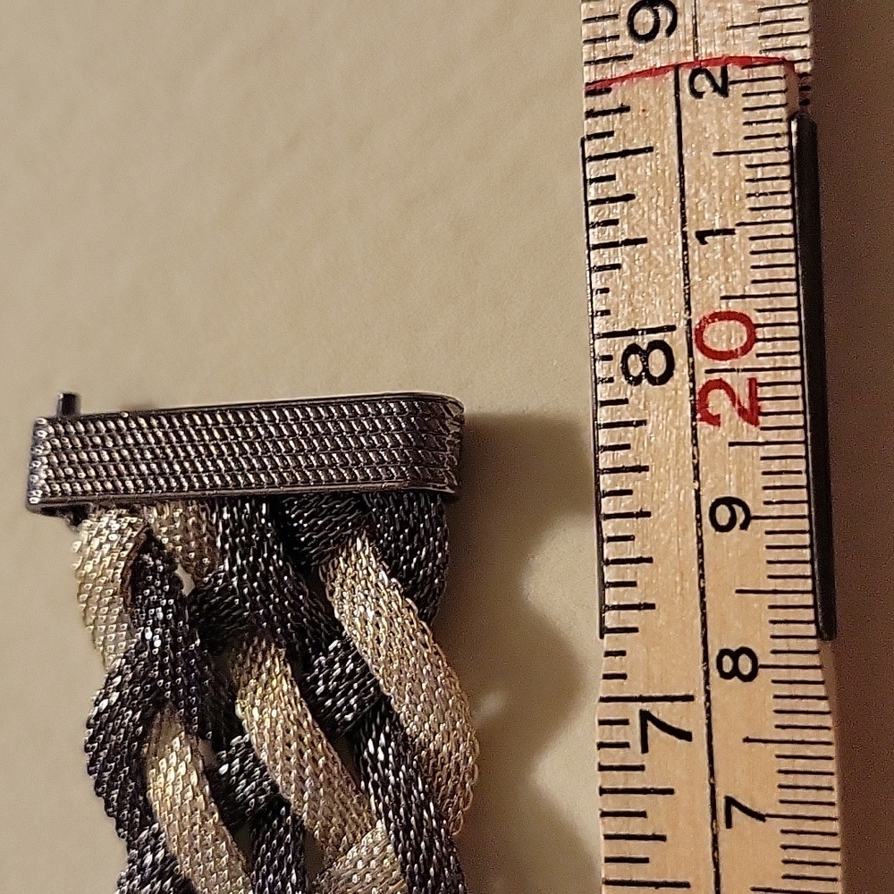 Elegant Magnetic Black and Silver Mesh Braided Bracelet 8" - Picture 3 of 5